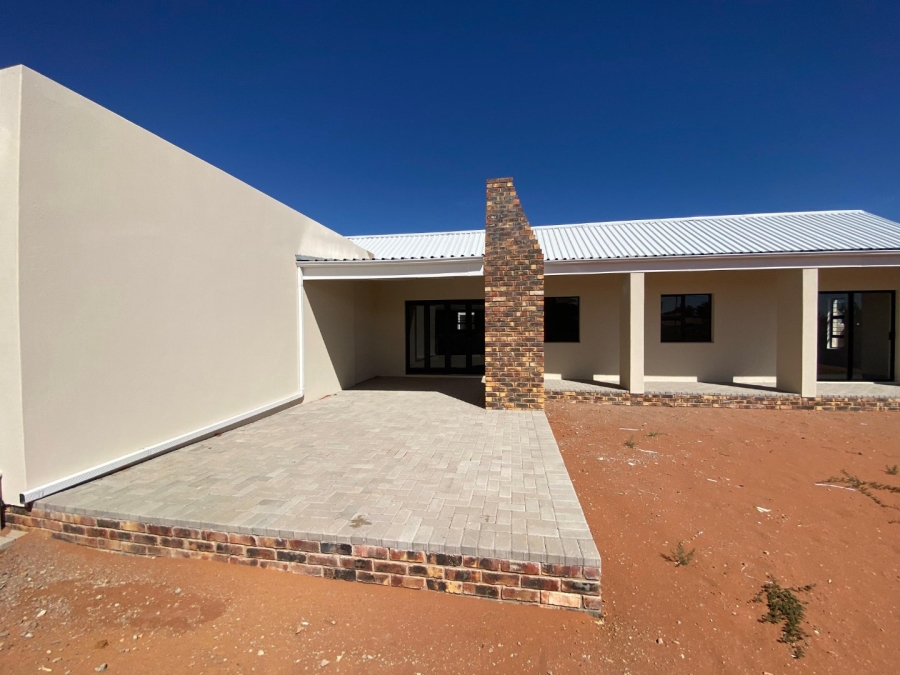 3 Bedroom Property for Sale in Vredendal Western Cape